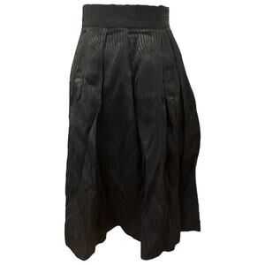 H&M Women's Size 4 Black Brocade Midi Skirt Textured Wrap Trendy Boho Chic Midi